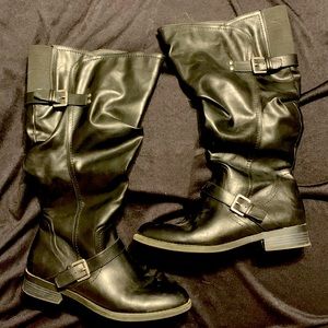 White Mountain Faux Leather Boots